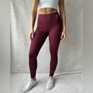 Burton Women’s Burgundy Athletic Leggings Size XS